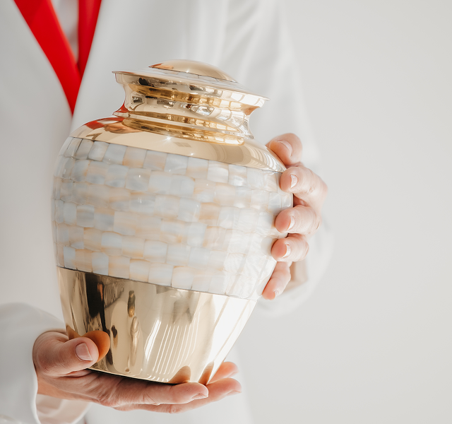 cremation urn