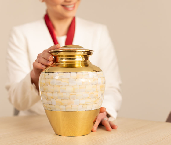 cremation urn